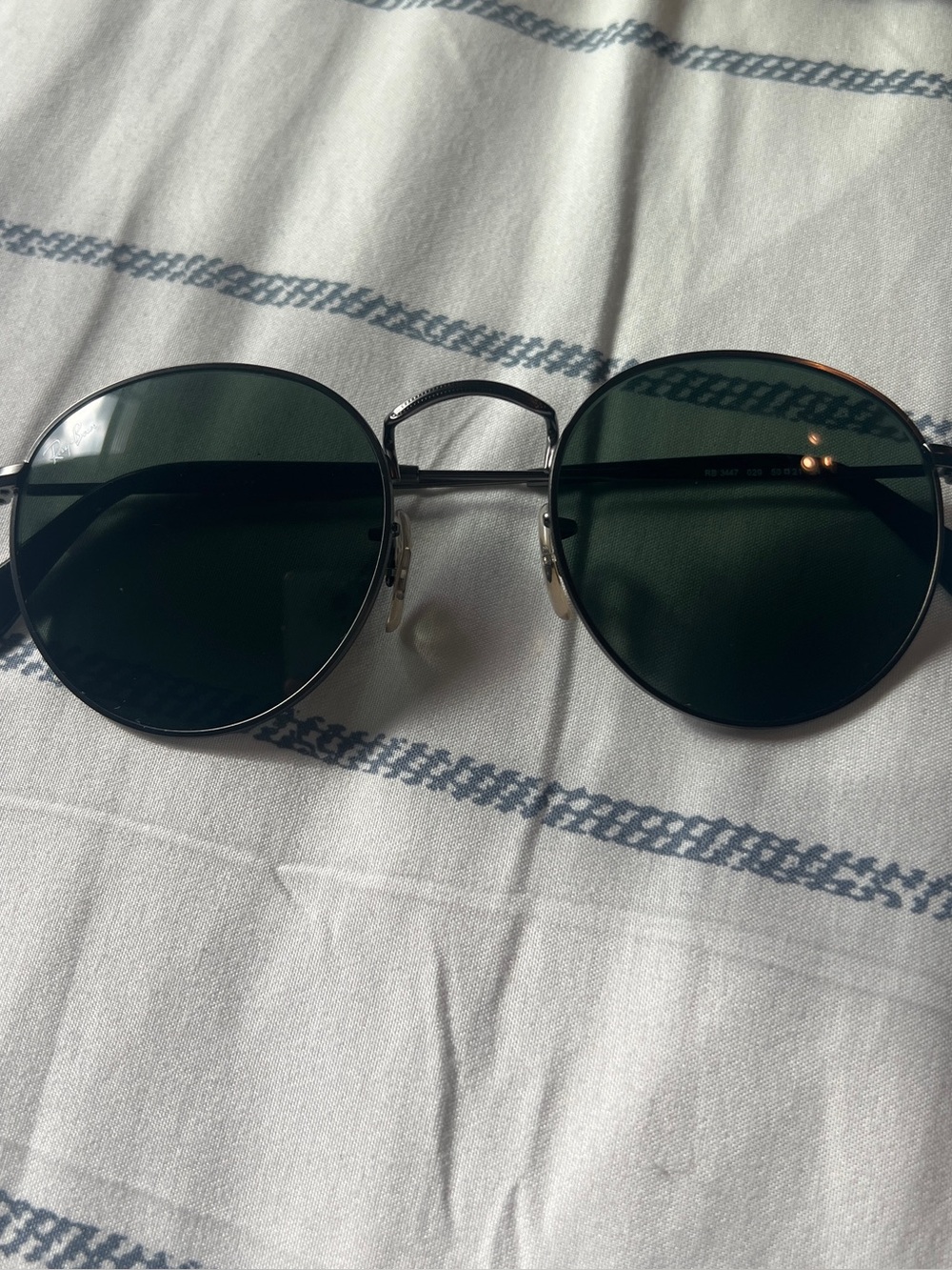 Ray-Ban RB3447 Sunglasses – Black Frame, Dark Green Lenses